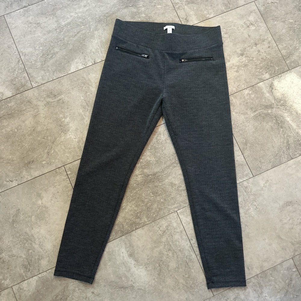 Daily Ritual Gray Leggings‎ with Tapered Design